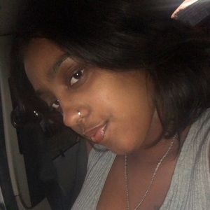 Meet your Posher, Yemya